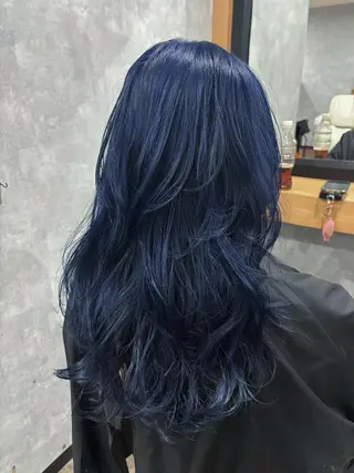 セミロング 🌐NATSUMI 🌐【寒色カラー】のヘアスタイル