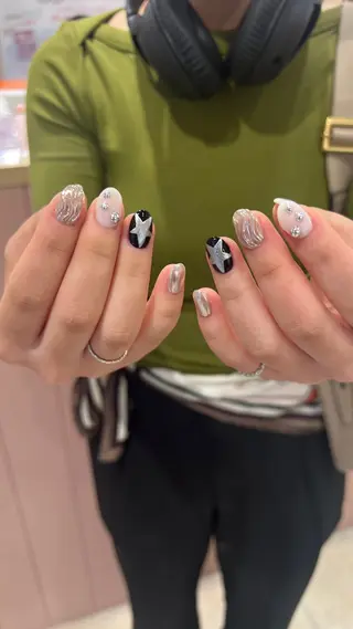 ネイル She NAIL ♡takeshitaのネイルデザイン