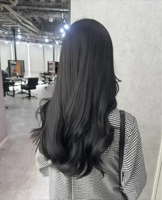 ロング カラー 赤み無し柔らかカラー 【梅田】madokaのヘアスタイル