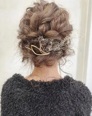 ミディアム ヘアアレンジ sherry【シェリー】所属・miho 大国町 柔らかハイトーン💛のヘアスタイル