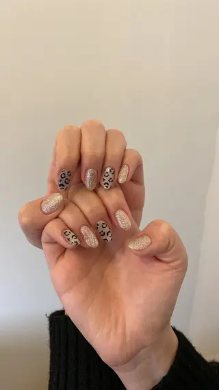 ネイル ZIA所属・小林 優花のネイルデザイン