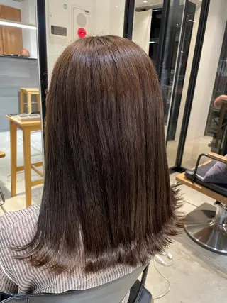 セミロング カラー porto まなみのヘアスタイル