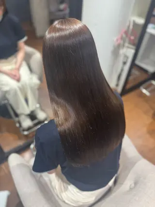 ロング 𩵋住 佳帆のヘアスタイル