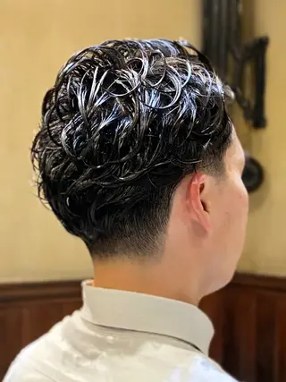 ショート パーマ メンズ EL BARBERO所属・El BARBEROのヘアスタイル