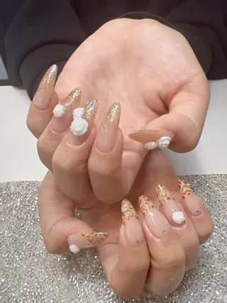 ネイル Guarendo錦糸町店所属・ガレンドウ 白澤 愛子のネイルデザイン