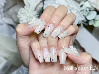 ネイル E.N🦋 長さ出し/持ち込みのネイルデザイン