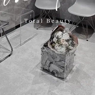 メンズ アイブロウ Kiyo 心斎橋/眉毛専門の眉毛・アイブロウイメージ