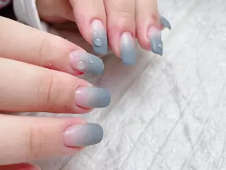 ネイル 佐藤 結衣のネイルデザイン