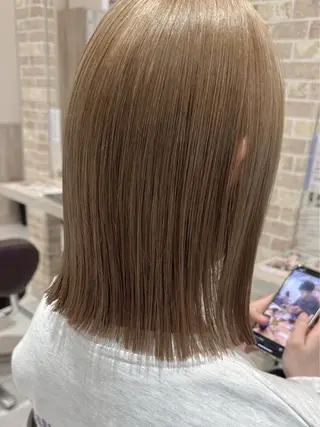 ミディアム カラー GRANDEUR やまだかなのヘアスタイル