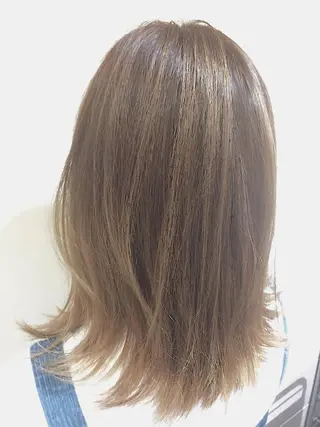 ミディアム カラー 可愛いを作る神 ナオヒロのヘアスタイル