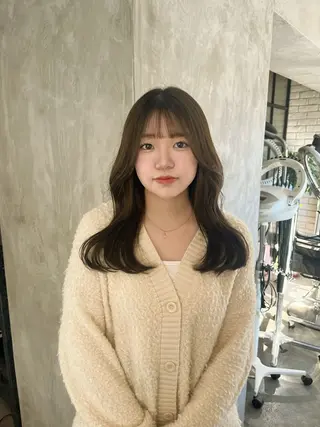 カラー 髪質改善／縮毛矯正 関根青葉のヘアスタイル