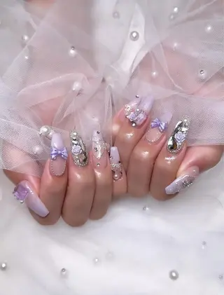 ネイル Lina nail所属・Luna 池袋のネイルデザイン