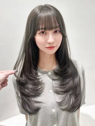 セミロング 木田 真菜のヘアスタイル