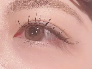 マツエク・マツパ 久保 純那の眉毛・アイブロウイメージ