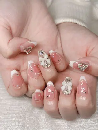 ネイル Lee Nailsのネイルデザイン