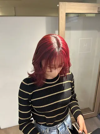 ミディアム カラー オリーブ/ ナカミネアキナのヘアスタイル