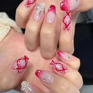 ネイル O. Maikaのネイルデザイン