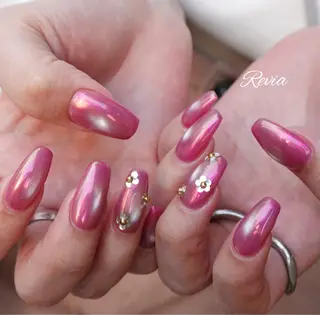 ネイル revia所属・ERI Nailistのネイルデザイン