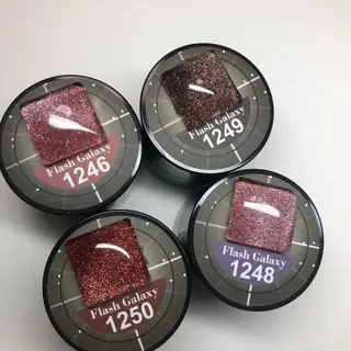 ネイル 黒葛原 めぐみのネイルデザイン