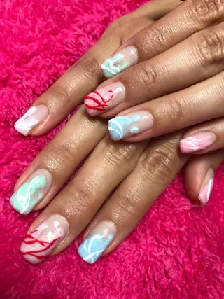 ネイル ネイルサロンハピーナ自宅サロン所属・金沢 未緒のネイルデザイン