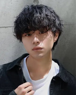 カラー パーマ メンズ RACCOON.TOKYO 渋谷店所属・メンズカット🐺 パーマ特化🔥舜のヘアスタイル