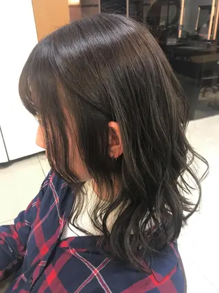 ミディアム カラー ボブ/インナーカラー /眉毛/Miyuのヘアスタイル