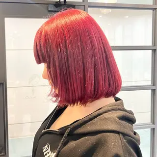 ショート カラー Neale. ユメのヘアスタイル