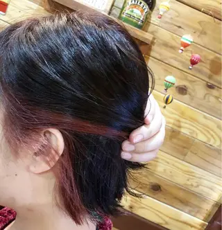 ショート カラー CRIB所属・花田 みなみのヘアスタイル