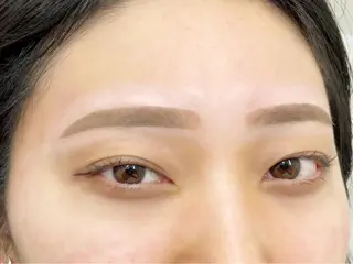 アイブロウ Mona Lisa 三宮店所属・MonaLisa 三宮kameiのマツエク・マツパデザイン