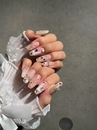 ネイル I-nailロング /ワンホン/キラキラのネイルデザイン