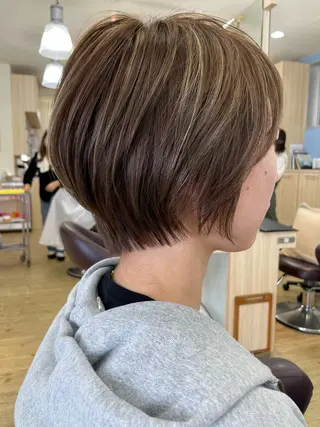 ショート デュファブル　高橋 慶一のヘアスタイル