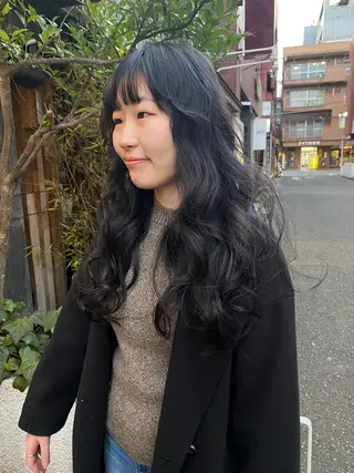 ロング カラー iroha/ n.w.h🎀のヘアスタイル