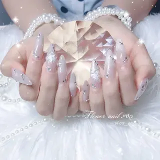 ネイル HAPPINAS🎀  れん🖤痛ネイルのネイルデザイン