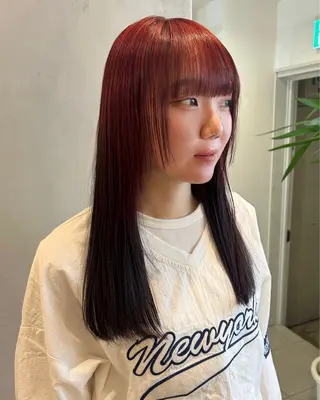 カラー MAMI / Lienのヘアスタイル