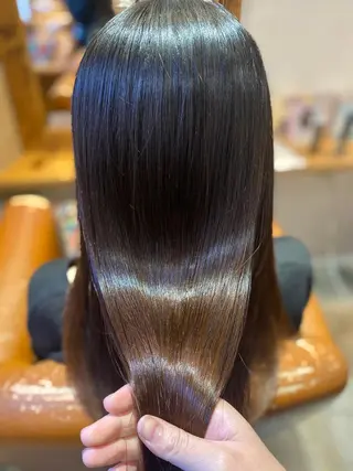 ロング カラー 髪質改善×矯正🫧 韓国ヘアasamiのヘアスタイル