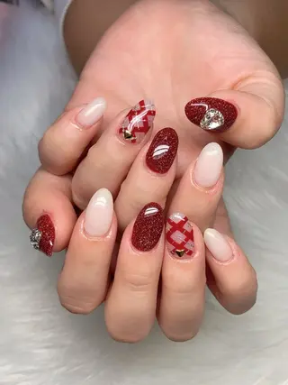 ネイル 💅ネイルハウス🏡 🎀TOMO🎀のネイルデザイン