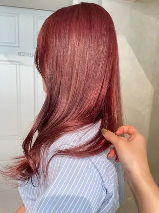 セミロング カラー ナチュラル透明感🌱 小山美樹子のヘアスタイル