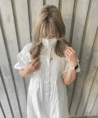 カラー 髙井 麻帆のヘアスタイル