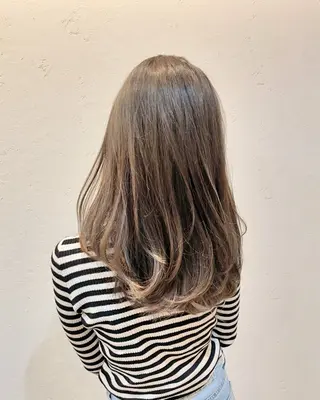 ミディアム カラー ニュアンスカラー🫧 加納のヘアスタイル