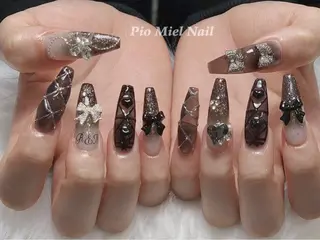 ネイル HANA 長さだしのネイルデザイン