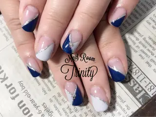 ネイル Trinity staffのネイルデザイン