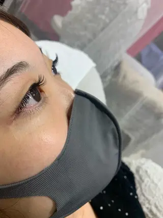 マツエク・マツパ なぽ ❤︎ y2k/韓国nailのネイルデザイン