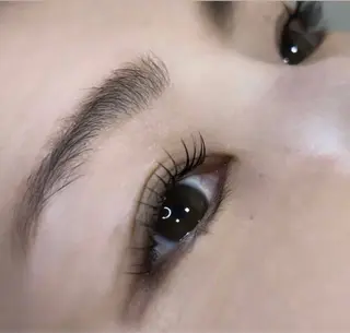 マツエク・マツパ 中村 陽香の眉毛・アイブロウイメージ