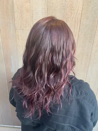 セミロング カラー パーマ ヘアアレンジ ハイトーンカラー🤍 山下 優華のヘアスタイル