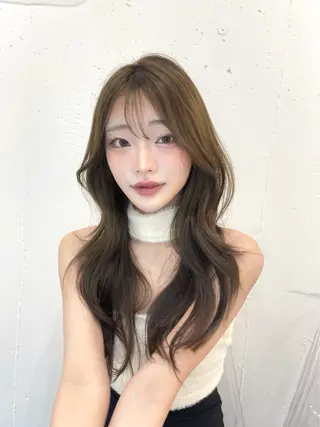 ロング RIN🩶レイヤー /ハッシュカットのヘアスタイル