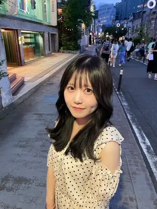 ロング カラー 透明感カラー艶カラー 暖色カラーshionのヘアスタイル