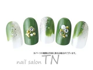 ネイル 澤田 美幸のネイルデザイン