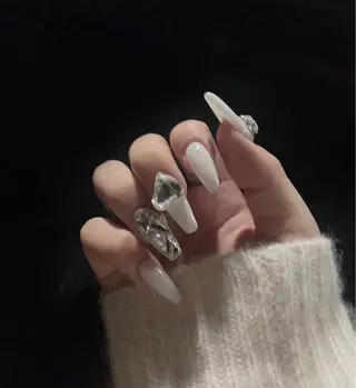 ネイル Chisa Nail Studio所属・チ サのネイルデザイン