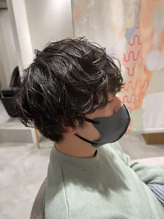 パーマ メンズ 💎メンズパーマ特化 🥇癖毛活かしのプロのヘアスタイル