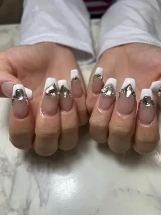 ネイル Garnet nailのネイルデザイン